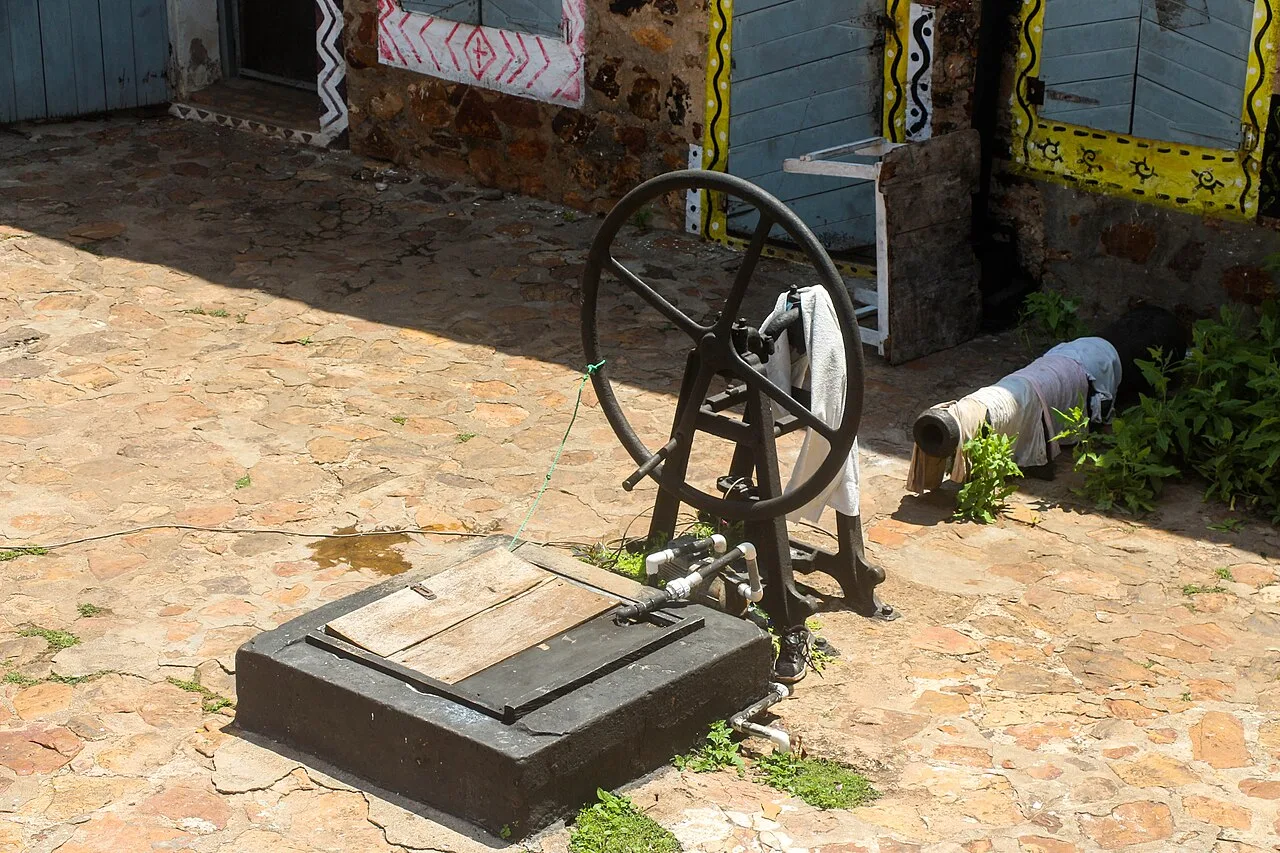Fort Good Hope was built by the Dutch in 1667 in Senya Beraku in the Central Region of Ghana